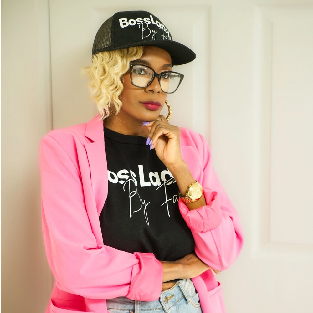 Meet your Posher, Tesha